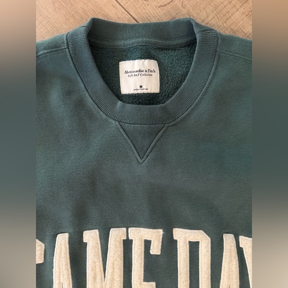 Abercrombie & Fitch • Soft Collection • Game Day Sweatshirt - Picture 4 of 4